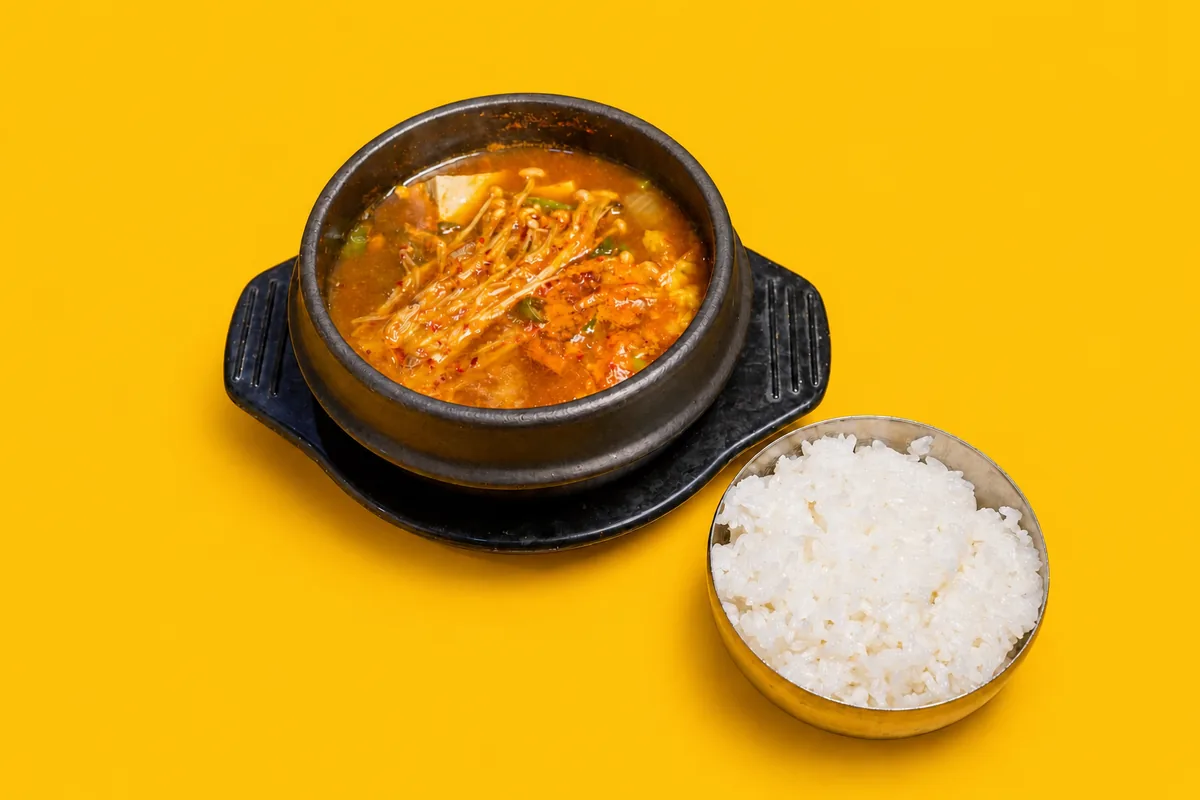 된장찌개 — 파주 골드스파 먹거리